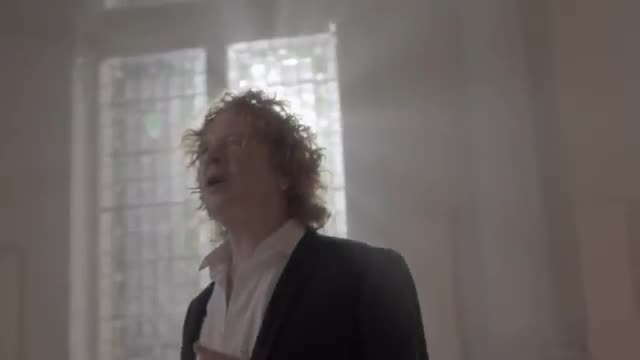 Mick Hucknall